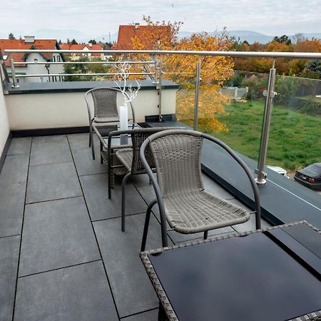 Wn Rooms Wiener Neustadt Exteriör bild