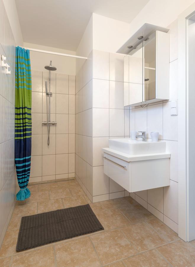 Wn Rooms Wiener Neustadt Exteriör bild