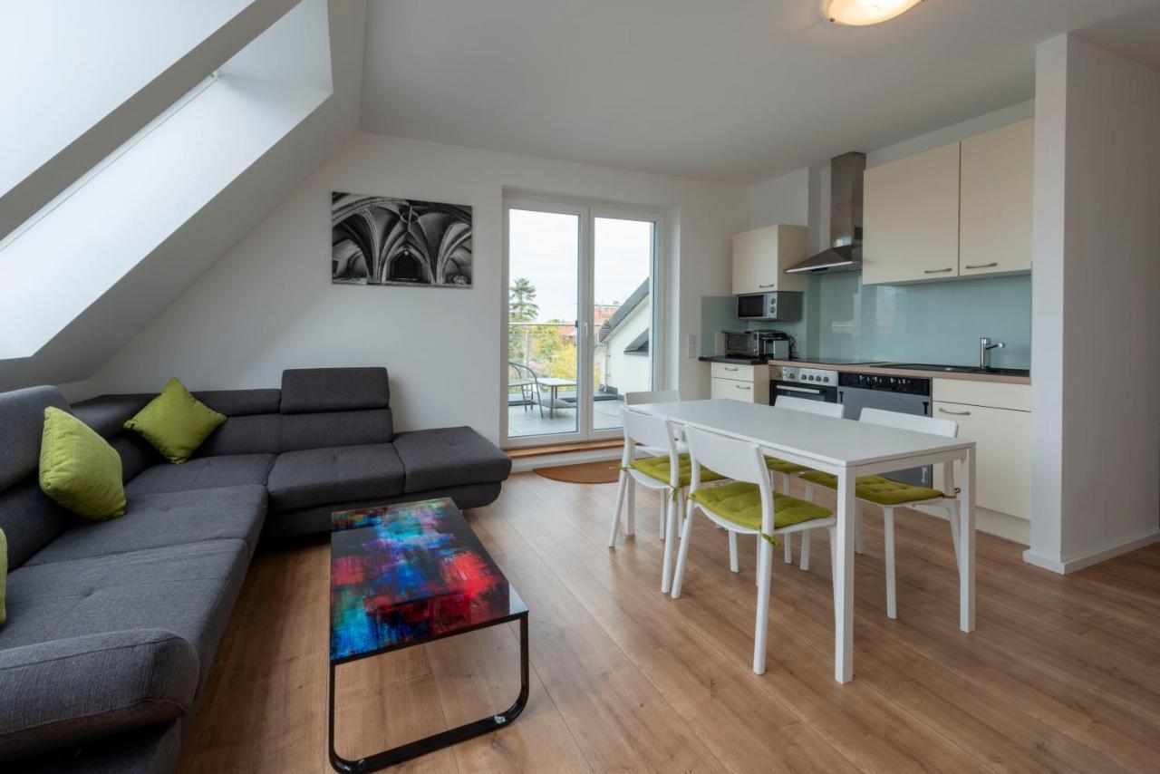 Wn Rooms Wiener Neustadt Exteriör bild